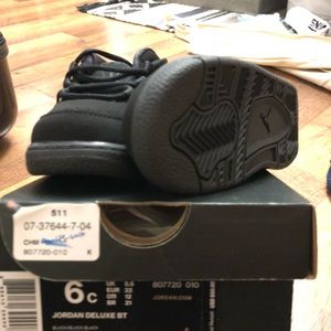 Jordan Shoes - Jordan Deluxe BT all black sz 6. Brand new w box Jordan Shoes - Jordan Deluxe BT all black sz 6. Brand new w box